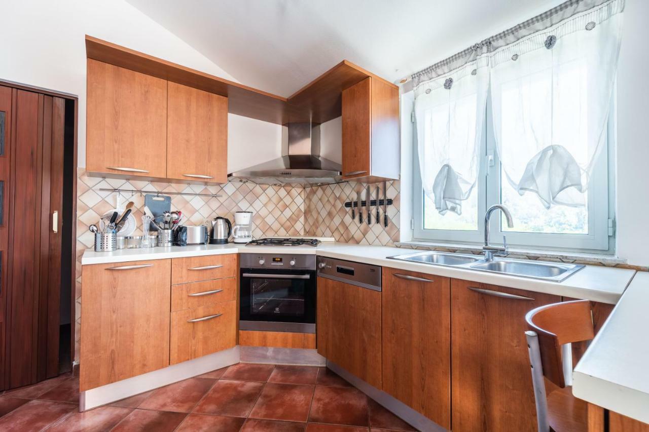 Apartman Debora Sa Privatnim Bazenom بولا المظهر الخارجي الصورة